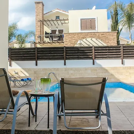 Villa Olivia's *